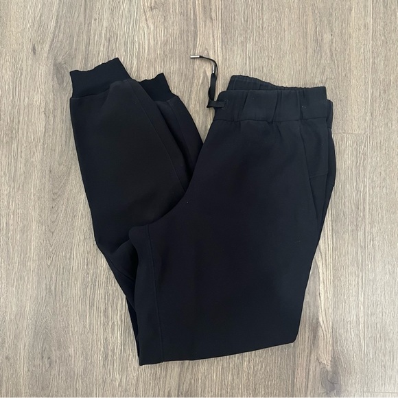 Lululemon on the fly jogger - Picture 3 of 3